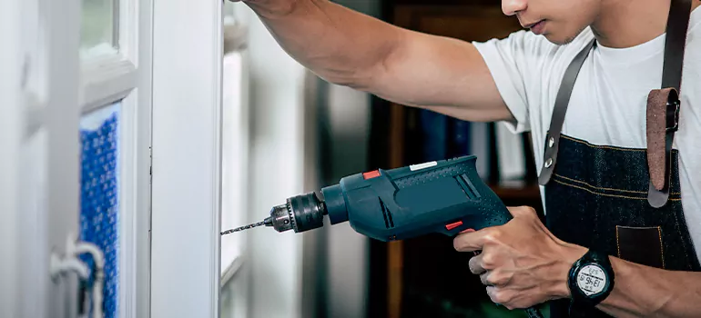 Residential Exterior Window Finishing in Leisure City, FL