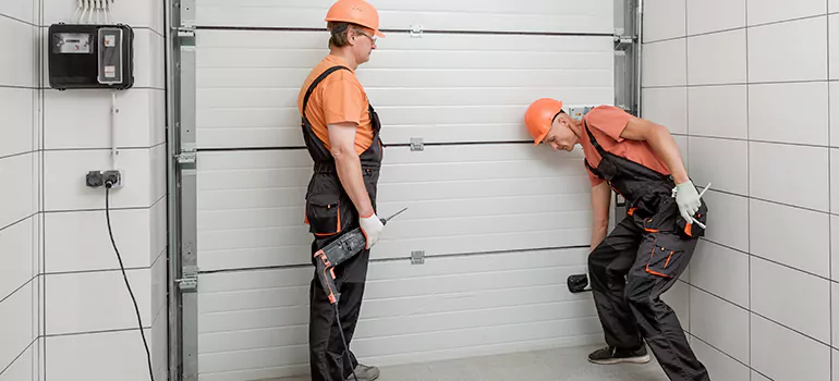 Secure Garage Door Repair in Leisure City, FL