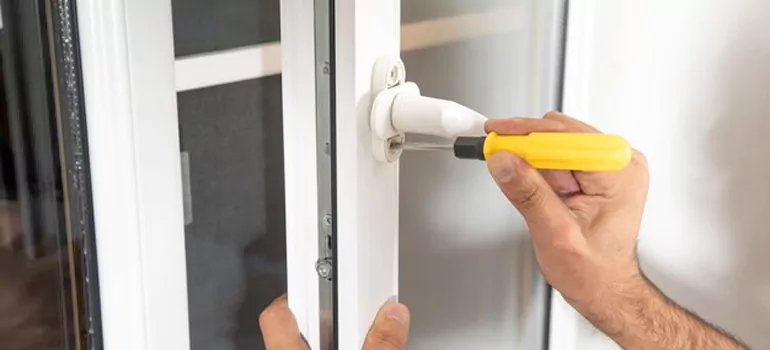 Casement Window Handle Replacement in Leisure City, FL