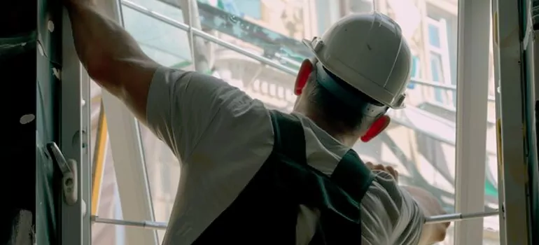 Install Exterior Storm Windows in Leisure City, FL